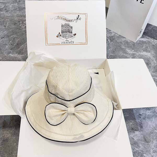 Miu Miu Hat MUH00106